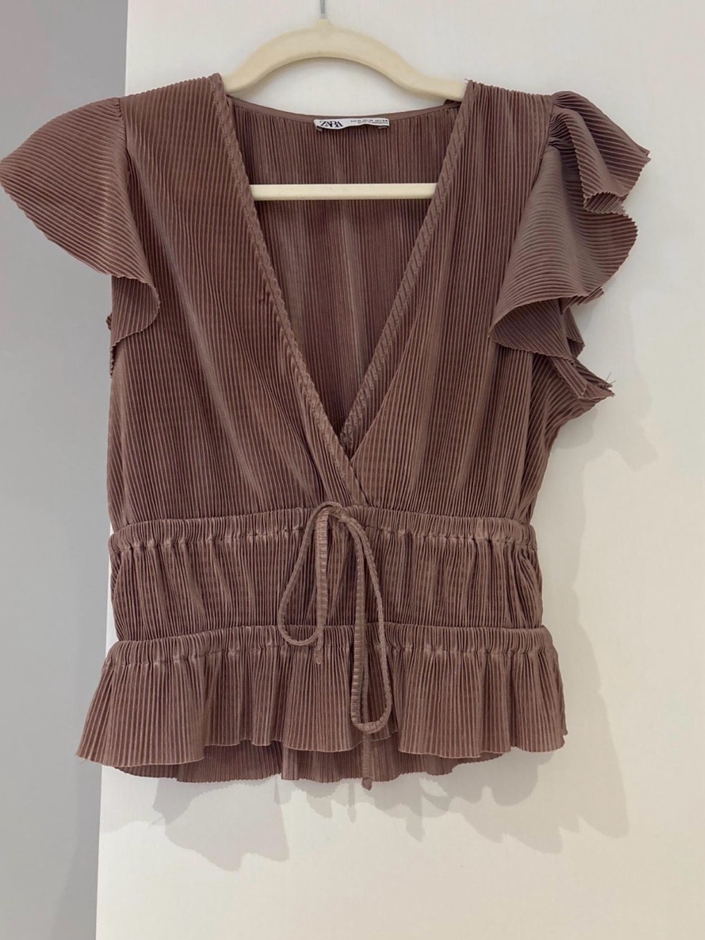 Women's V-Neck Ruffle Peplum Top - Zara - Brown